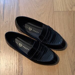 Katy Perry Geli Loafers Black Croc